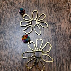 HAND CRAFTED Floral Dangle Drop Earrings